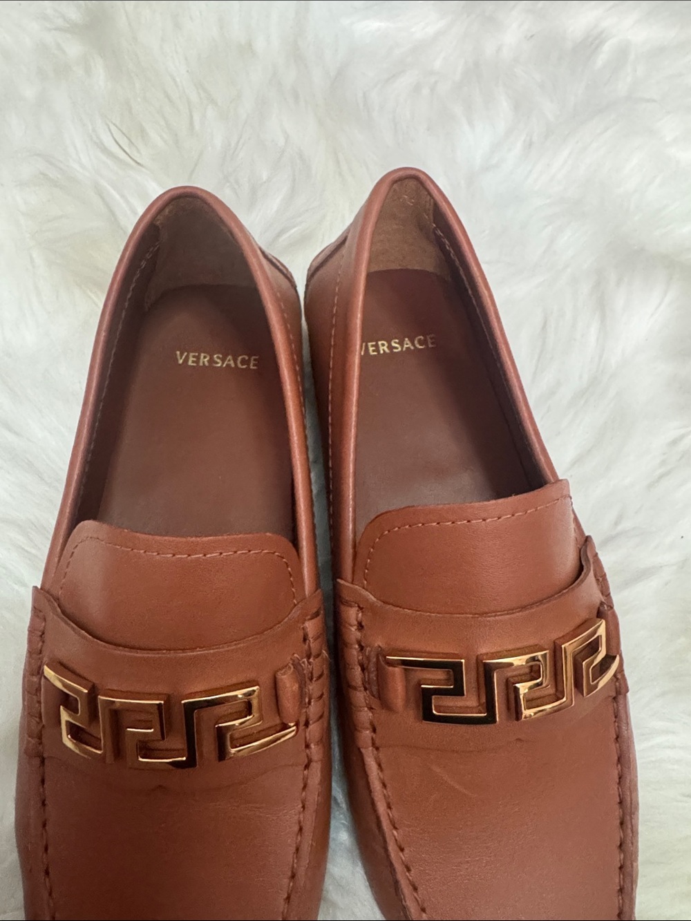 Versace Men’s Brown Leather Loafers with Gold-Tone Greek Key Accent - Picture 6 of 7
